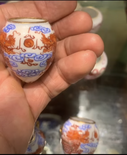 Lân Hý Cầu