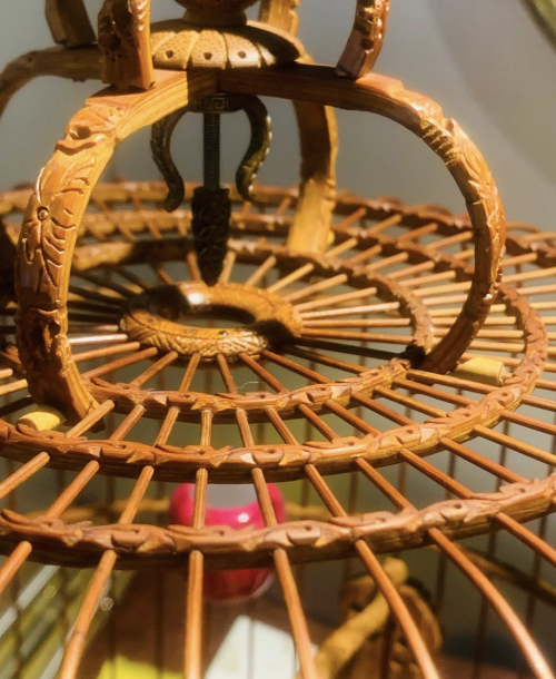 Lồng Khoen Pólũng - Tích Ếch Ngồi Lá Sen