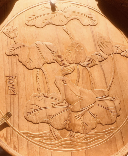 Lồng Khoen Pólũng - Tích Ếch Ngồi Lá Sen