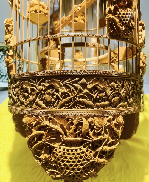 Lồng Khoen Thái Tử - Tích Tôm Cua Cá
