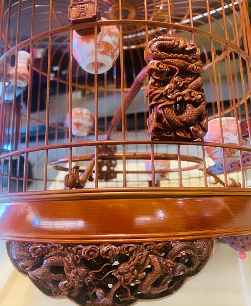 Nữ hoàng Pólũng - Tích Song Long