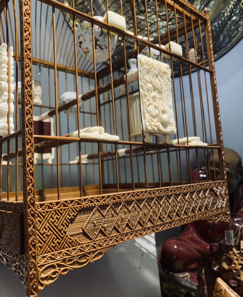 Lồng Chim Mái Vòm A Hoa - Tích Đỏ Đen