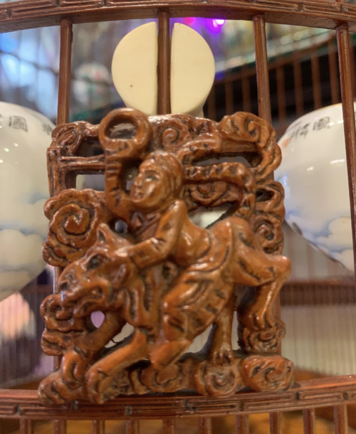 Lồng Kiếm - 3