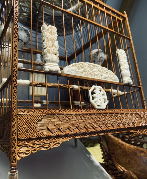 Lồng Chim Mái Vòm A Hoa - Tích Đỏ Đen