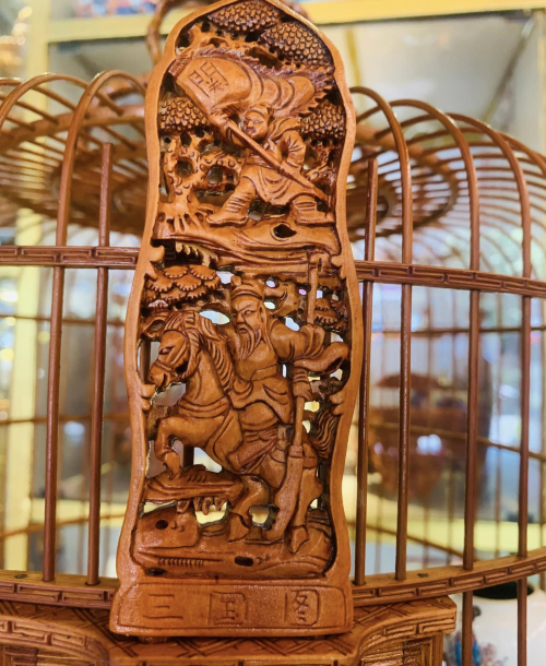 Lồng Kiếm - 1