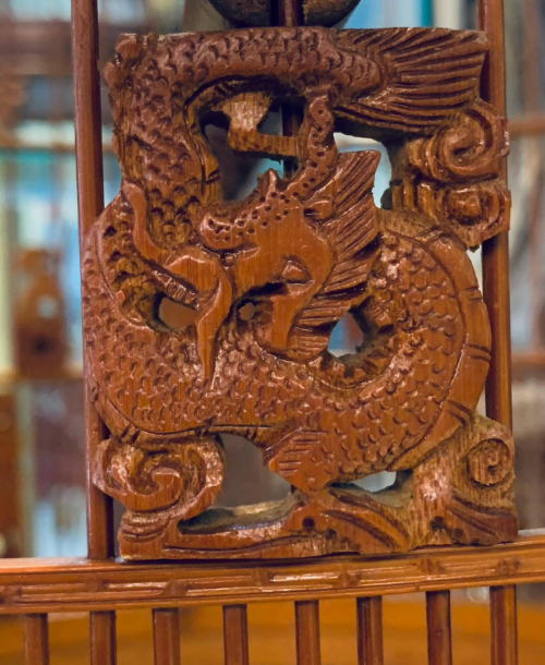 Lồng Kiếm - 2