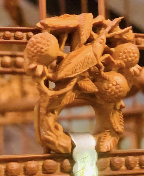 Nữ hoàng Pólũng - Tuyệt tác Côn Trùng 