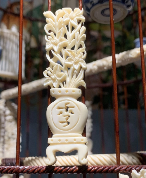 Lồng Khoen Sài Gòn - Tích Lẳng Hoa